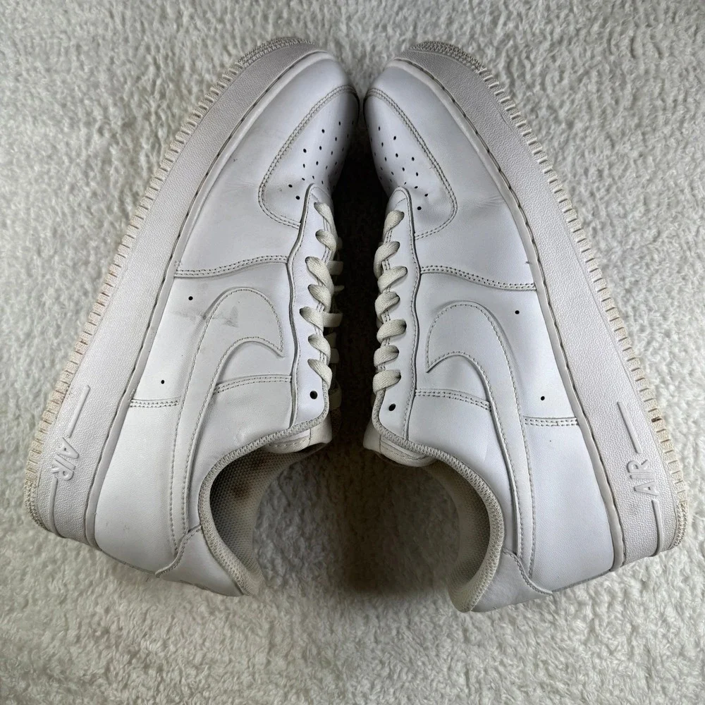 Size 11 - Men's Nike Air Force 1 Low Top Sneaker White Leather Lace Up Shoes